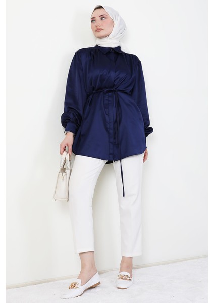 Gizli Düğmeli Saten Gömlek Lacivert fırsatları