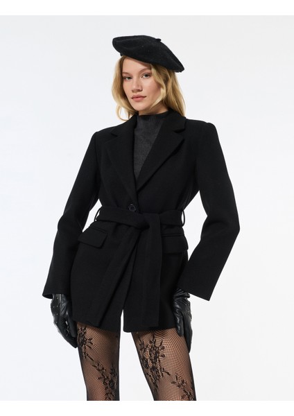 Kısa Kaban Kaşe Kemerli Cepli Kruvaze Uzun Kollu