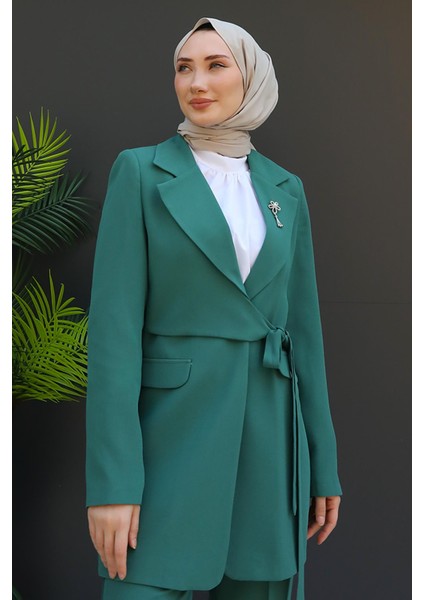 Asimetrik Taşlı Takım Yeşil indirimleri