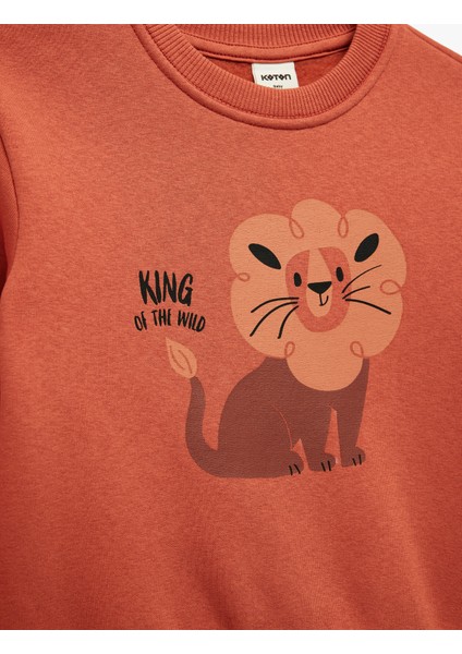 Aslan Baskılı Uzun Kollu Bisiklet Yaka Sweatshirt modelleri