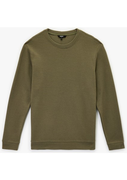 Pamuklu Uzun Kollu Dokulu Basic Bisiklet Yaka Sweatshirt