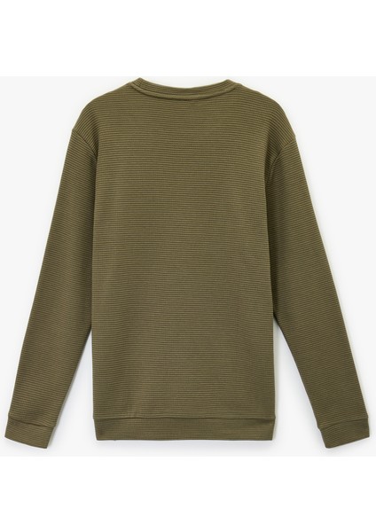 Pamuklu Uzun Kollu Dokulu Basic Bisiklet Yaka Sweatshirt fiyatları