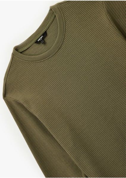 Pamuklu Uzun Kollu Dokulu Basic Bisiklet Yaka Sweatshirt modelleri