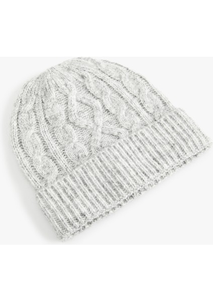 Katlama Detaylı Saç Örgü Dokulu Triko Bere fiyatları