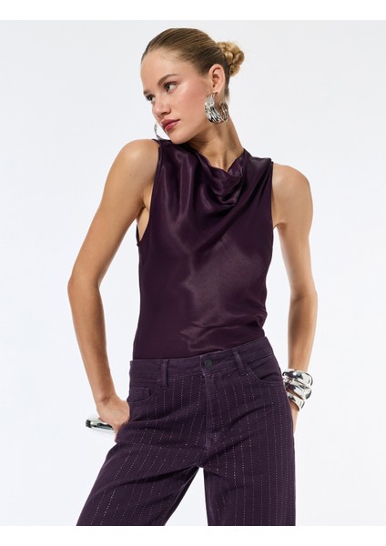 Kolsuz Degaje Yaka Saten Bluz fırsatları