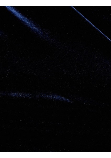 Aksesuar Detaylı Asimetrik Yaka Kolsuz Tek Omuz Kadife Bluz