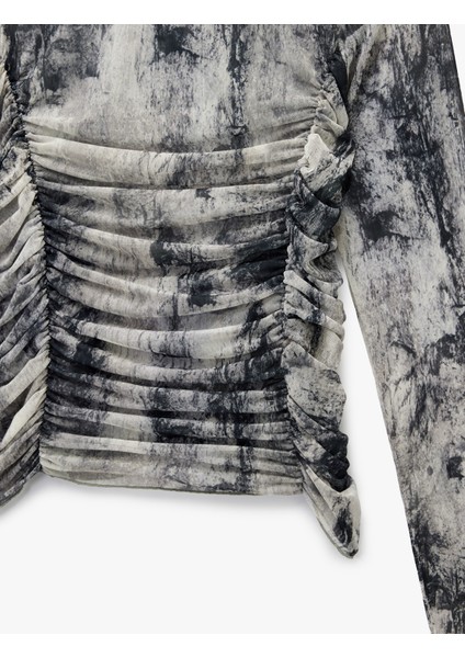 Slim Fit Uzun Kollu Geniş Dik Yaka Drape Detaylı Desenli Tişört modelleri