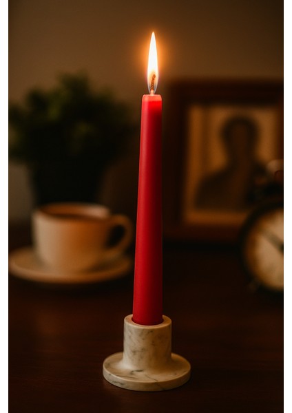 Şamdanlı Kırmızı Mum