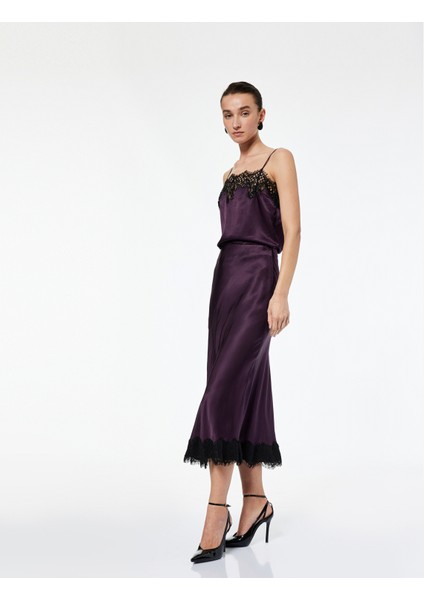 Slim Fit Dantel Detaylı Midi Saten Etek fiyatları