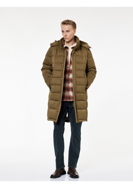 Uzun Kollu Cepli Kapşonlu Uzun Şişme Mont