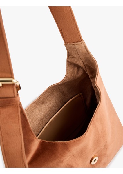 Metal Tokalı Suni Deri Tote Çanta fırsatları