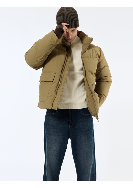 Uzun Kollu Kapaklı Cep Detaylı Fermuarlı Slim Fit Dik Yaka Kışlık Şişme Mont fiyatları