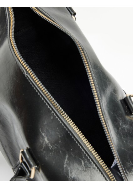 Metal Aksesuarlı Tokalı Fermuarlı Suni Deri El Çantası fırsatları