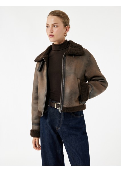 Uzun Kollu Suni Kürk Yaka Fermuarlı Deri Görünümlü Biker Mont