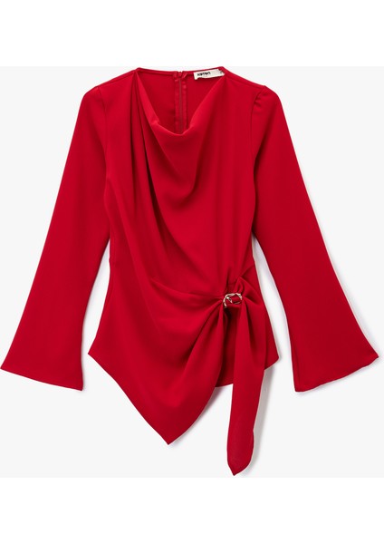 Uzun Kollu Degaje Yaka Metal Aksesuarlı Büzgülü Asimetrik Bluz