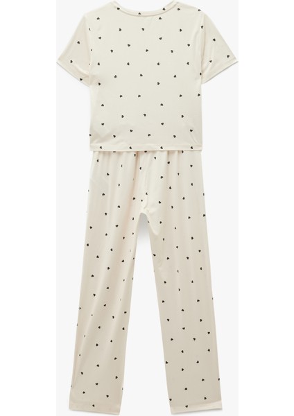 Kısa Kollu Bisiklet Yaka Puantiyeli Pijama Takımı fiyatları