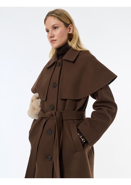 Pelerin Yaka Kaban Kaşe Kemerli Cepli Düğmeli Uzun Kollu indirimleri