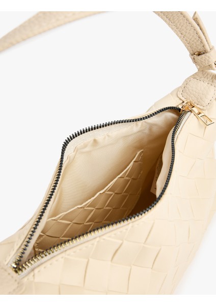 Örgü Detaylı Fermuarlı Askılı Suni Deri Omuz Çantası fırsatları