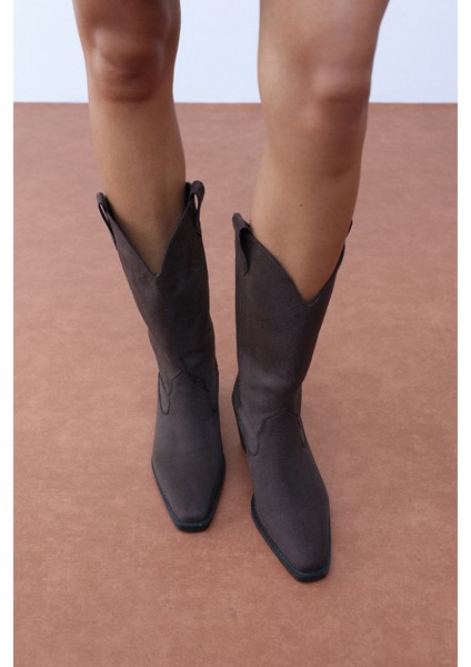 Çizme 2525 - Acı Kahve Süet Kadın Çizme