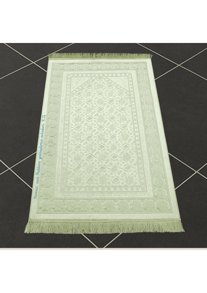 Kişiye Özel Nakış Işlemeli Saf Ipek Kadife Kumaştan Yeşil Renk Hediyelik Seccade fiyatları