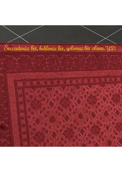 Kişiye Özel Nakış Işlemeli Saf Ipek Kadife Kumaştan Kırmızı Renk Hediyelik Seccade modelleri