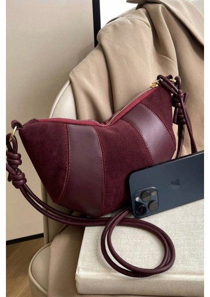 Cherry Kruvasan Omuz Çantası fiyatları