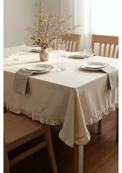 Fırfırlı Krem Pamuklu Masa Örtüsü – Şık ve Zarif Tasarım ( 140X140CM)