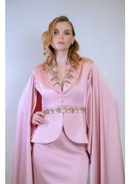 Hürrem Model Pelerin Kol Detaylı Saten Takım fiyatları