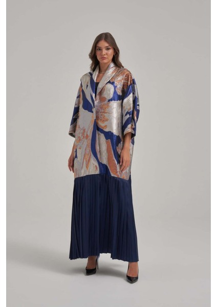 Özel Motif Jakar Kumaş Etek Ucu Pilise Detaylı Abaya