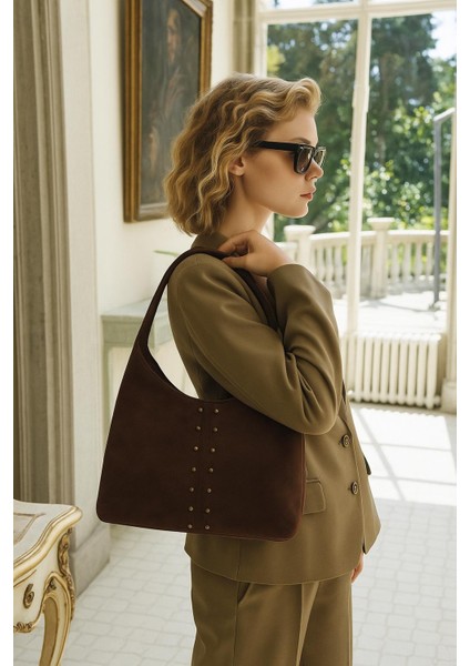 Bery Taşlı Süet Omuz Çantası Acı Kahve