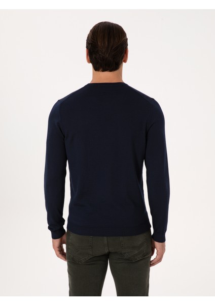 Erkek Lacivert Slim Fit Basic Kazak 50318854-VR033 indirimleri