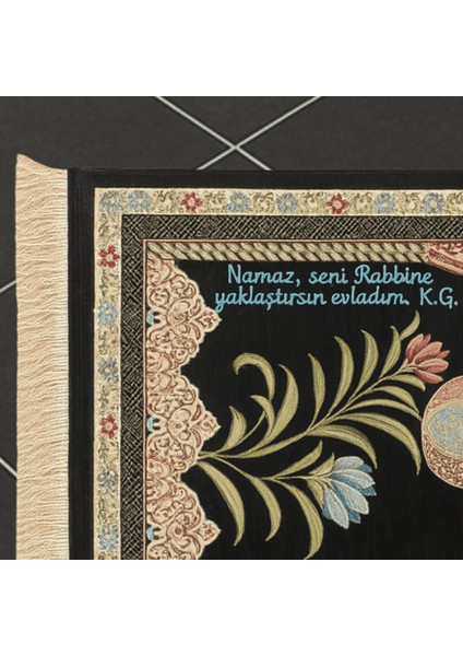 Kişiye Özel Nakış Işlemeli Lale Motifli Astarlı Saçaklı Pembe Renk Hediyelik Seccade modelleri