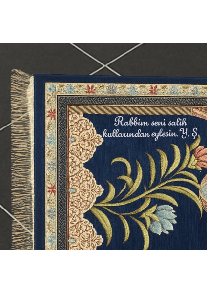 Kişiye Özel Nakış Işlemeli Lale Motifli Astarlı Saçaklı Lacivert Renk Hediyelik Seccade modelleri