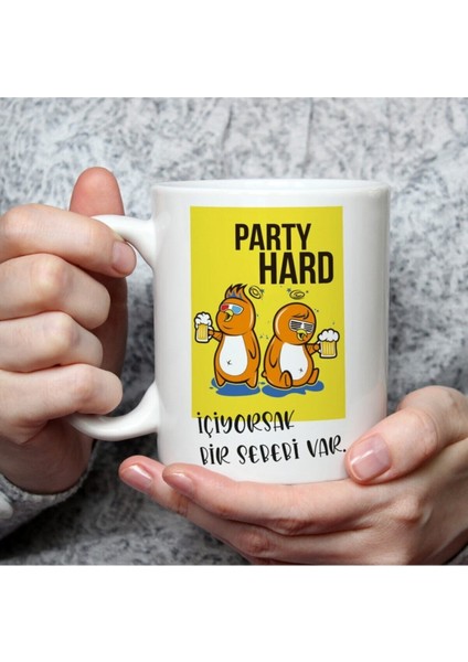 Hediye Içiyorsak Bir Sebebi Var Baskılı Kupa Bardak 6328