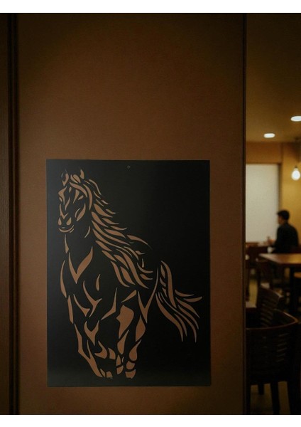 Metal At Duvar Tablosu