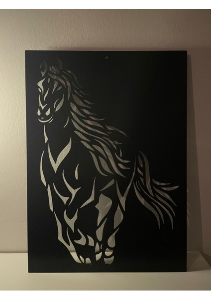 Metal At Duvar Tablosu modelleri