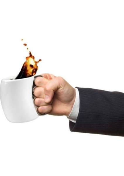 Muşta Tasarımlı Seramik Kupa