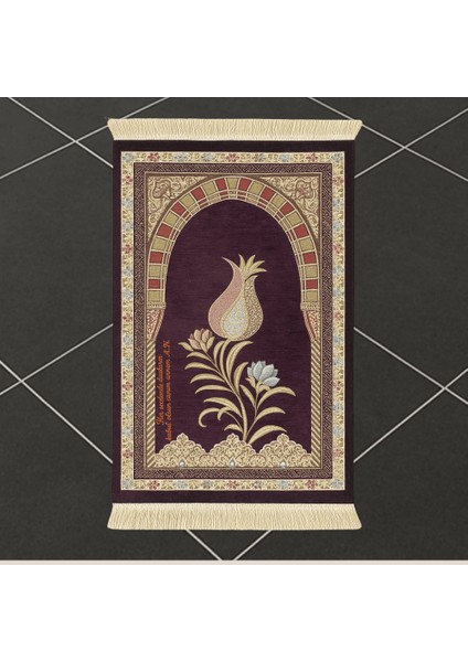 Kişiye Özel Nakış Işlemeli Lale Motifli Astarlı Saçaklı Kırmızı Renk Hediyelik Seccade fiyatları