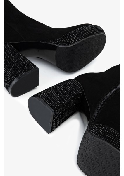 Kadın Hakiki Deri Siyah Süet Topuklu Bot 492 4110 Bn Bot SK25-26 Sıyah Suet indirimleri