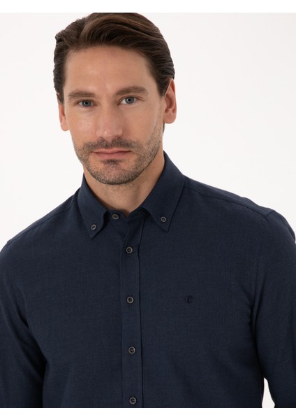 Erkek Lacivert Slim Fit %100 Pamuk Yakası Düğmeli Flanel Gömlek 50313122-VR033 fiyatları