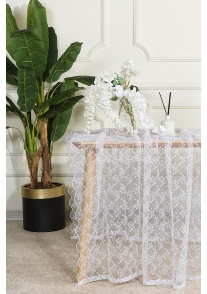 Bella Brode Dantel Masa Örtüsü (135X220 Cm)