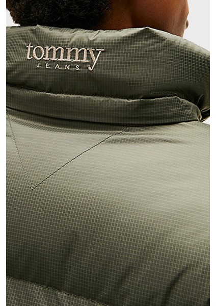 Relaxed Fit Çıkarılabilir Kapüşonlu Su Itici Şişme Mont Erkek Mont DM0DM22036 Mrh indirimleri