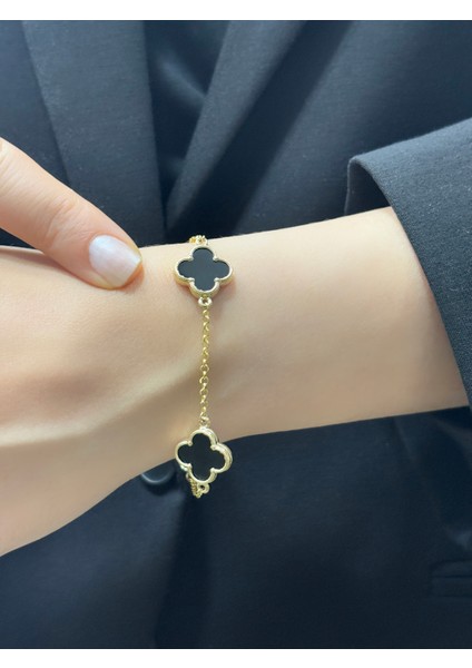 14 Ayar Altın Büyük Siyah Taşlı Yonca Bileklik fırsatları