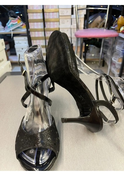 Siyah-Siyah Puantiye Detaylı 7,5 cm 11 Pont Kelebek Model Tango, Dans ve Salon Ayakkabısı fiyatları