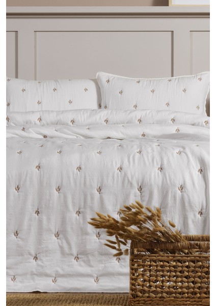 Larissa Yatak Örtüsü Seti Tek Kişilik Nakışlı (160X220 Cm) Bej