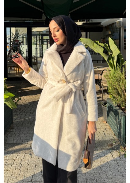 Düğme Detaylı Astarlı Angora Kaban- Krem modelleri