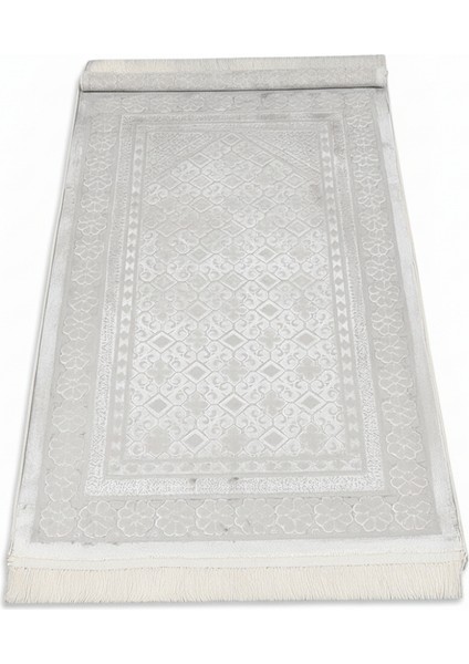 Kişiye Özel Nakış Işlemeli Saf Ipek Kadife Kumaştan Beyaz Renk Hediyelik Seccade