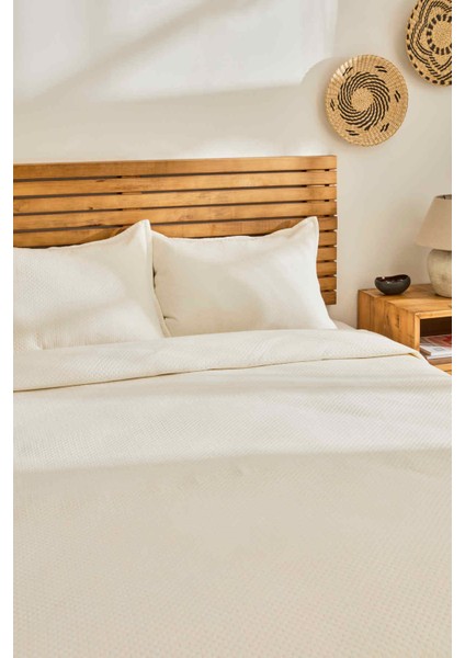 Arven Çift Kişilik Yatak Örtüsü Takımı Krem