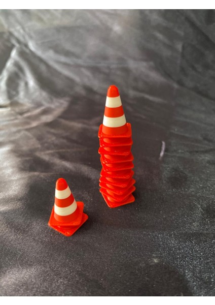 Kırmızı Beyaz Mini Oyuncak Duba | Trafik Eğitim Aksesuarı | Maket, Araba SETI,(12ADET)