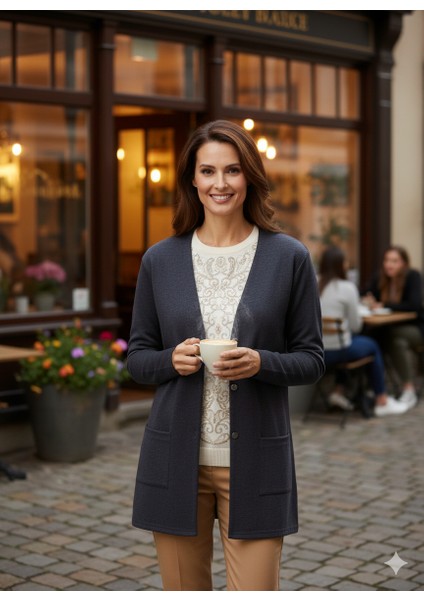 Kadın Kışlık Anne Hırka Ecrin Örme Önü Düğmeli Çift Cepli V Yaka Uzun Kol Klasik Model indirimleri